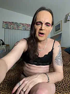 Snapshot of tsashelayamylynzy chatting on 02-15-26, 02:41 tsashelayamylynzy online show from 02-15-26, 02:41