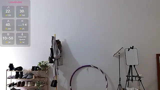 Snapshot of adele8731 chatting on 12-02-25, 04:40 adele8731 online show from 12-02-25, 04:40