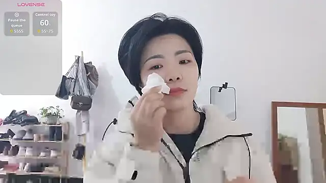 Snapshot of adele8731 chatting on 12-15-25, 03:11 adele8731 online show from 12-15-25, 03:11