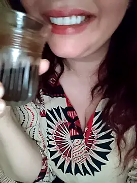 Snapshot of Virginass2000 chatting on 11-21-25, 02:16 Virginass2000 online show from 11-21-25, 02:16