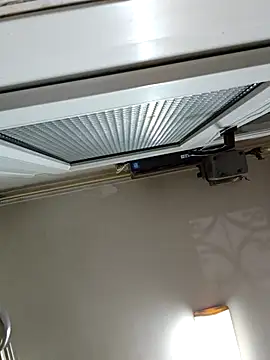 Snapshot of Virginass2000 chatting on 11-27-25, 03:47 Virginass2000 online show from 11-27-25, 03:47