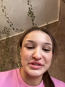 Snapshot of ErikaMuse chatting on 12-03-25, 05:48 ErikaMuse online show from 12-03-25, 05:48