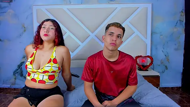 Snapshot of TrioPecadoVIP chatting on 12-05-25, 07:17 TrioPecadoVIP online show from 12-05-25, 07:17