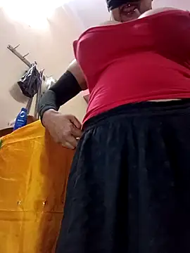 Snapshot of Heaven-2- chatting on 02-20-26, 03:25 Heaven-2- online show from 02-20-26, 03:25