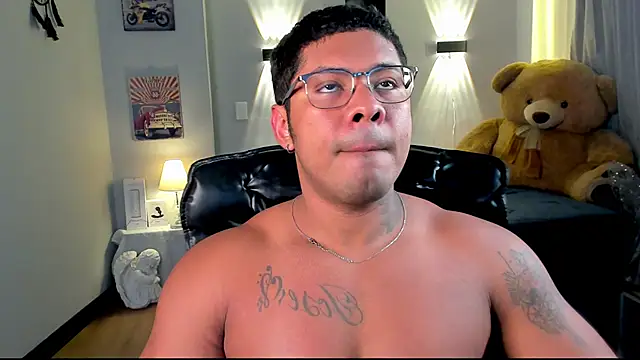 LEONHDZ online show from 11-30-25, 08:46