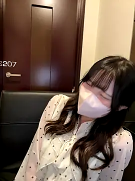 Snapshot of Nemu_chan_ chatting on 11-27-25, 08:16 Nemu chan online show from 11-27-25, 08:16