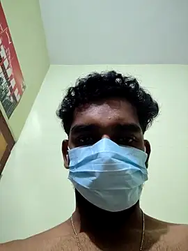 Snapshot of Yournextdoorboy chatting on 11-24-25, 05:01 Yournextdoorboy online show from 11-24-25, 05:01