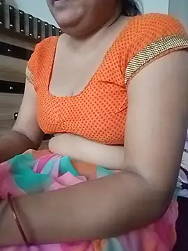 Snapshot of Menka_cut34 chatting on 07-05-26, 04:19 Menka cut34 online show from 07-05-26, 04:19