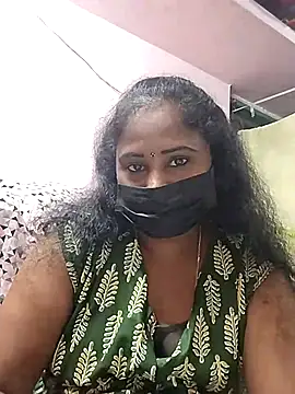 Snapshot of Tamil_devagi chatting on 11-22-25, 05:12 Tamil devagi online show from 11-22-25, 05:12