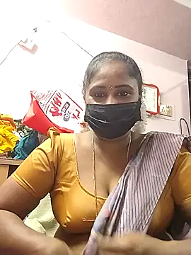 Snapshot of Tamil_devagi chatting on 11-24-25, 04:29 Tamil devagi online show from 11-24-25, 04:29