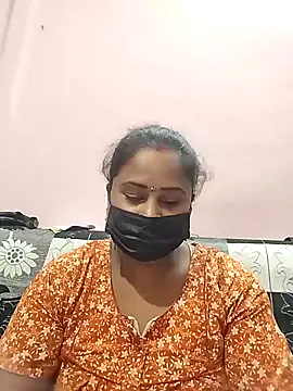 Snapshot of Tamil_devagi chatting on 12-01-25, 08:41 Tamil devagi online show from 12-01-25, 08:41