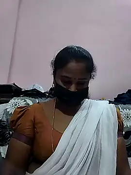 Snapshot of Tamil_devagi chatting on 12-04-25, 05:21 Tamil devagi online show from 12-04-25, 05:21