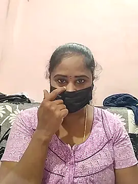 Snapshot of Tamil_devagi chatting on 12-05-25, 08:34 Tamil devagi online show from 12-05-25, 08:34