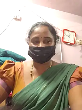 Snapshot of Tamil_devagi chatting on 12-16-25, 07:19 Tamil devagi online show from 12-16-25, 07:19