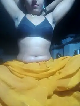 Snapshot of Sexi_soniy432 chatting on 03-13-26, 04:02 Sexi soniy432 online show from 03-13-26, 04:02