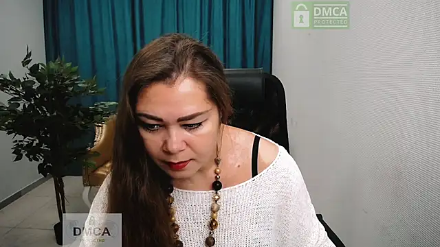 Snapshot of Susanna_S chatting on 11-27-25, 06:04 Susanna S online show from 11-27-25, 06:04