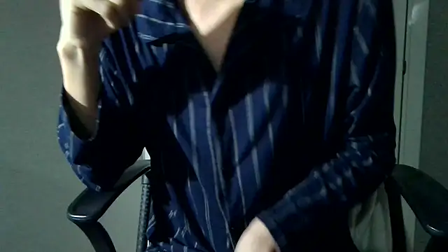 minhyuck001 online show from 11-23-25, 02:39