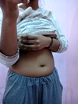 Snapshot of Anjudevi69 chatting on 12-16-25, 08:08 Anjudevi69 online show from 12-16-25, 08:08