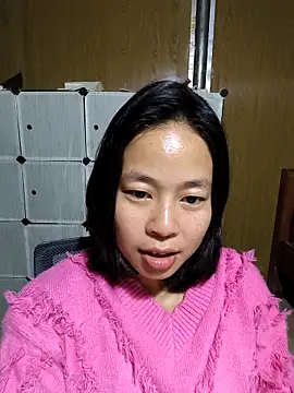 Snapshot of Cat-meow chatting on 12-14-25, 01:05 Cat-meow online show from 12-14-25, 01:05