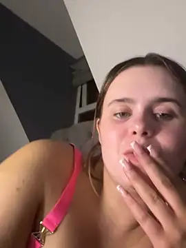 Snapshot of Blonde_Bunny chatting on 02-22-26, 11:36 Blonde Bunny online show from 02-22-26, 11:36