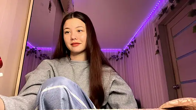 Snapshot of CutieSlim chatting on 12-16-25, 06:07 CutieSlim online show from 12-16-25, 06:07