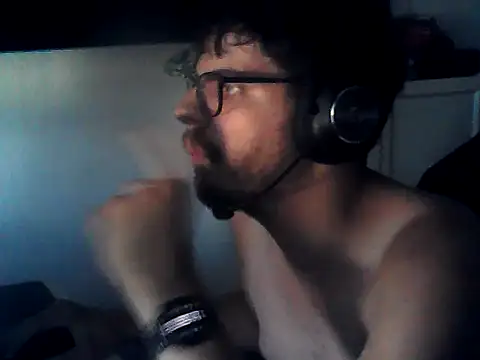 Snapshot of DesertedMonoxide chatting on 07-14-26, 06:40 DesertedMonoxide online show from 07-14-26, 06:40
