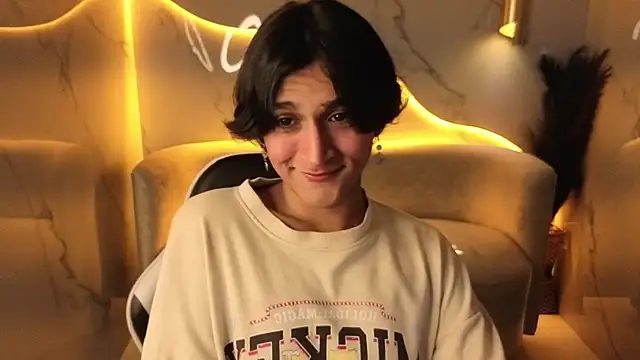 Snapshot of zoe_tp chatting on 11-27-25, 07:49 zoe tp online show from 11-27-25, 07:49