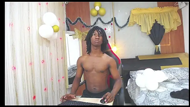 Snapshot of negga_cum chatting on 12-14-25, 02:00 negga cum online show from 12-14-25, 02:00