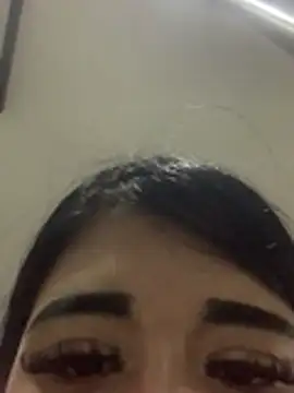 Dannii- online show from 03-08-26, 03:21