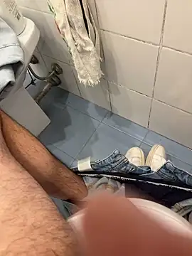 Snapshot of marc8876 chatting on 11-22-25, 10:09 marc8876 online show from 11-22-25, 10:09