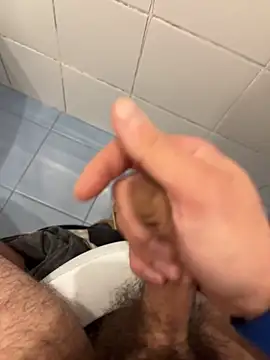 Snapshot of marc8876 chatting on 11-26-25, 06:09 marc8876 online show from 11-26-25, 06:09