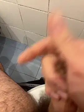 Snapshot of marc8876 chatting on 12-05-25, 07:10 marc8876 online show from 12-05-25, 07:10