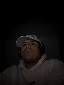 Pelotas2000 online show from 11-18-25, 03:34