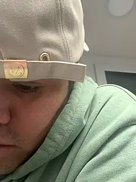 Pelotas2000 online show from 11-23-25, 04:45