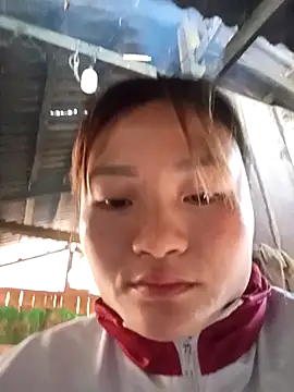 Lee-Thee online show from 11-23-25, 01:38