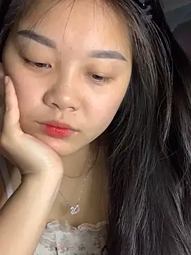 Snapshot of Baa-bee22 chatting on 12-05-25, 01:36 Baa-bee22 online show from 12-05-25, 01:36