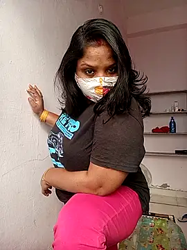 Snapshot of CUTE-LOVE-SWEETS chatting on 12-17-25, 04:51 CUTE-LOVE-SWEETS online show from 12-17-25, 04:51