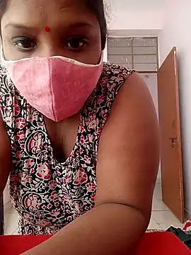 CUTE-LOVE-SWEETS online show from 01-18-26, 04:27