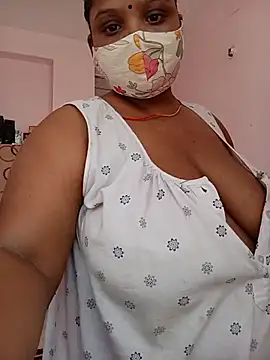CUTE-LOVE-SWEETS online show from 05-31-26, 04:09