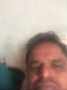 Snapshot of sexguruxxx chatting on 12-05-25, 06:33 sexguruxxx online show from 12-05-25, 06:33