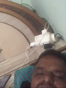 Snapshot of sexguruxxx chatting on 12-16-25, 01:21 sexguruxxx online show from 12-16-25, 01:21