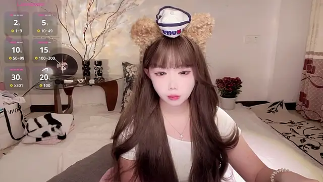 Snapshot of lucky-188 chatting on 11-22-25, 08:13 lucky-188 online show from 11-22-25, 08:13