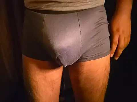 Snapshot of adrian_16_17 chatting on 12-16-25, 09:14 adrian 16 17 online show from 12-16-25, 09:14