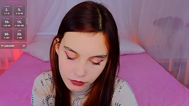 Snapshot of MissSusan chatting on 11-28-25, 10:18 MissSusan online show from 11-28-25, 10:18