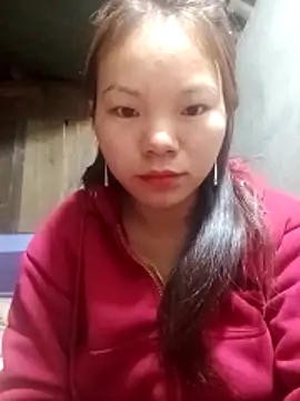 Snapshot of yu-zhen chatting on 11-25-25, 07:14 yu-zhen online show from 11-25-25, 07:14