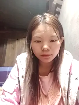 Snapshot of yu-zhen chatting on 11-27-25, 11:12 yu-zhen online show from 11-27-25, 11:12