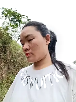 Snapshot of meomeo-00 chatting on 03-14-26, 04:18 meomeo-00 online show from 03-14-26, 04:18