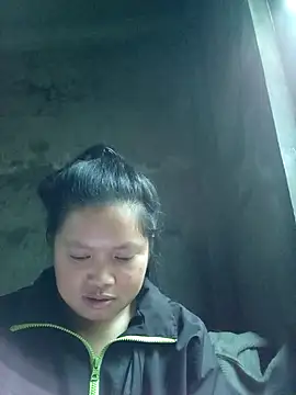 Snapshot of Ava-120 chatting on 11-18-25, 04:50 Ava-120 online show from 11-18-25, 04:50