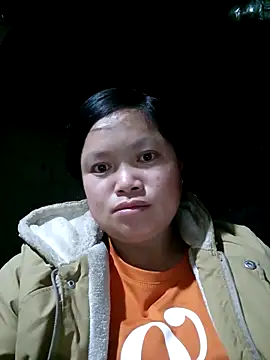 Snapshot of Ava-120 chatting on 11-28-25, 11:40 Ava-120 online show from 11-28-25, 11:40