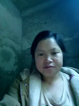 Snapshot of Ava-120 chatting on 11-30-25, 12:47 Ava-120 online show from 11-30-25, 12:47